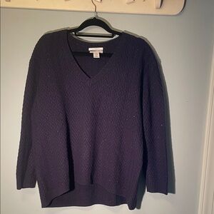 Women's V-Neck Sweater - Navy Cashmere
